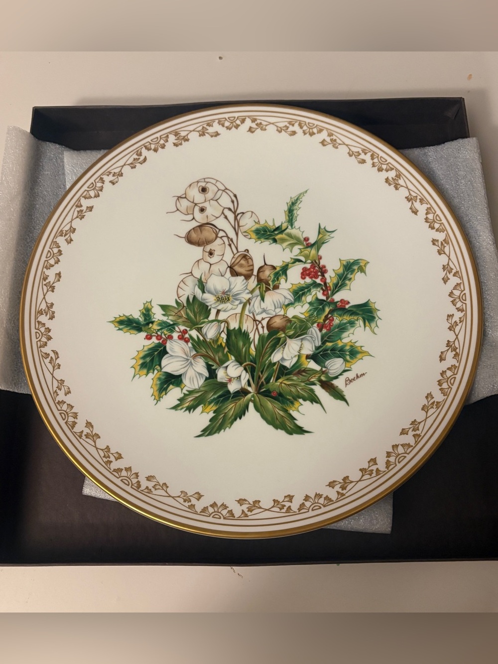 Vintage Boehm Bouquet of Blossoms and Berries Collectible Decorative Plate